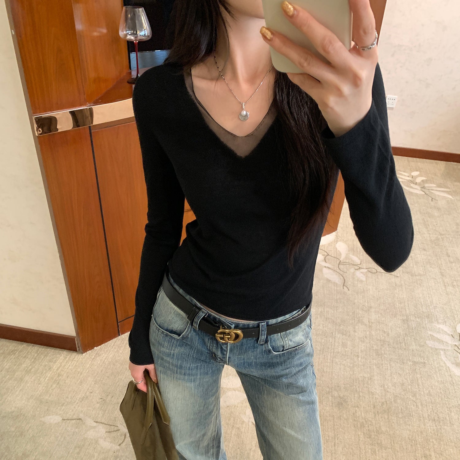 Mesh Spliced White V-Neck Slim Fit Inner Knit Sweater Top